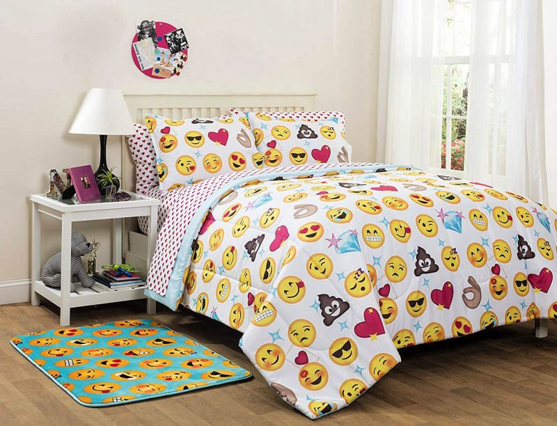 Best Bed in a Bag Ideas-Emoji Pals Bed in a Bag by Emoji Pals